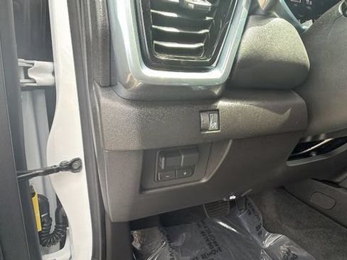 New 2026 GMC Canyon Elevation AWD/4WD image 17