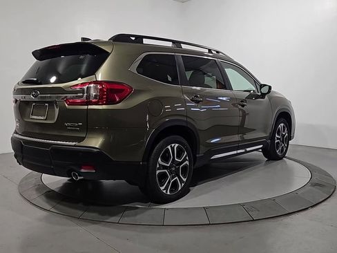 New 2026 Subaru Ascent Limited image 5