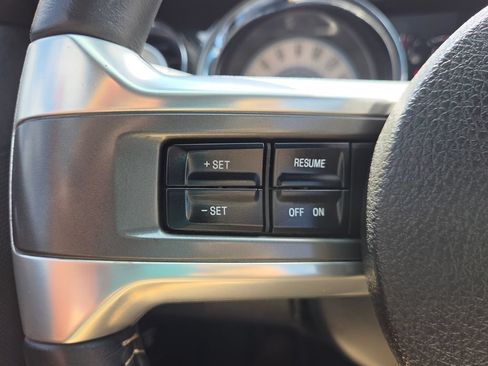 Used 2011 Ford Mustang GT Premium w/ Electronics Pkg RWD image 20