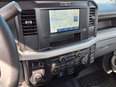 New 2026 Ford F600 4x4 Regular Cab Super Duty w/ XL Chrome Package image 5