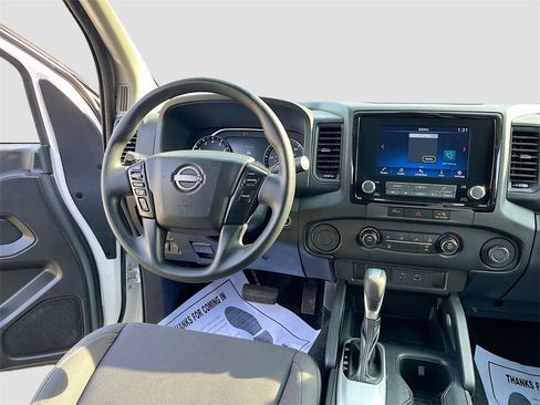 Used 2024 Nissan Frontier S image 20