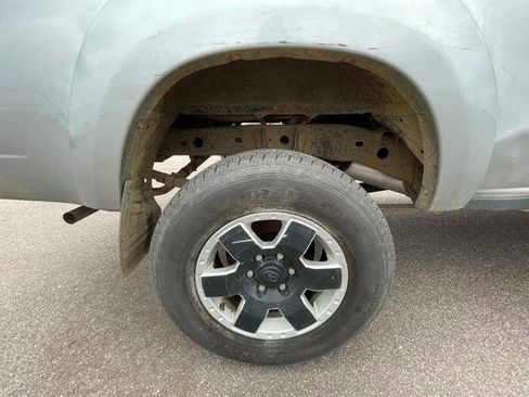 Used 2004 Toyota Tundra SR5 AWD/4WD image 17