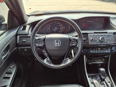 Used 2017 Honda Accord Sport Special Edition image 15