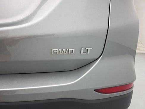 Used 2023 Chevrolet Equinox LT w/ Driver Convenience Package AWD/4WD image 56