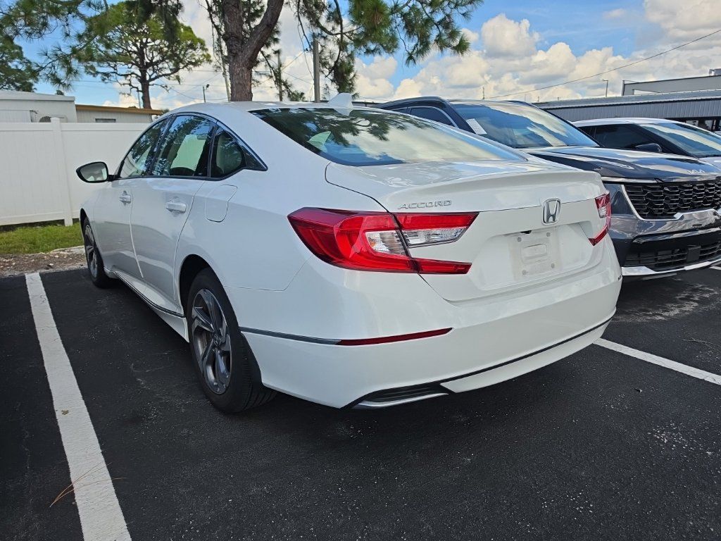 Used 2018 Honda Accord EX image 12