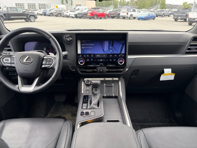 Certified 2025 Lexus GX 550 w/ Accessory Package (2T) AWD/4WD image 21