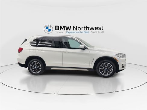 Used 2018 BMW X5 xDrive35i w/ M Sport Package AWD/4WD image 5
