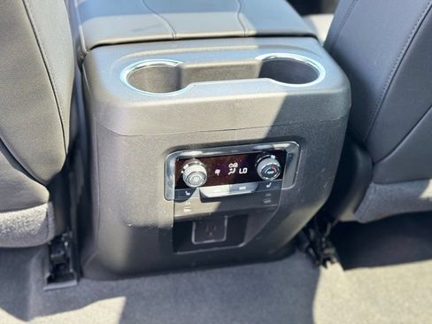 Used 2026 Chevrolet Tahoe Z71 w/ Comfort Package AWD/4WD image 25