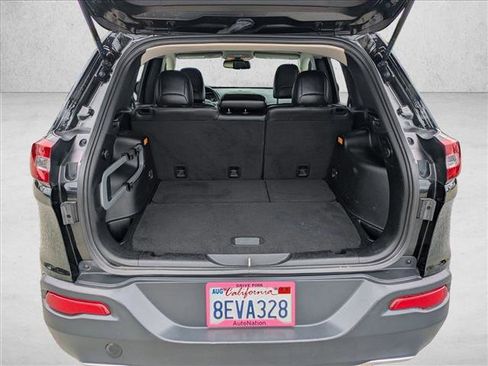 Used 2016 Jeep Cherokee Limited FWD image 6