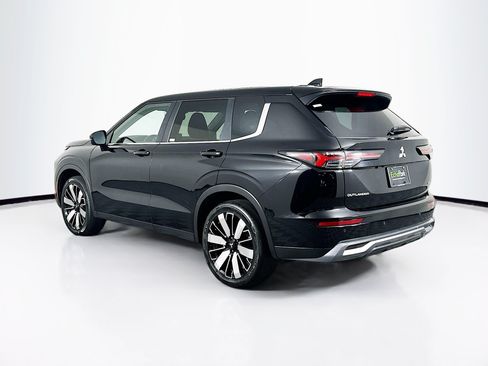 Used 2025 Mitsubishi Outlander SE AWD/4WD image 5