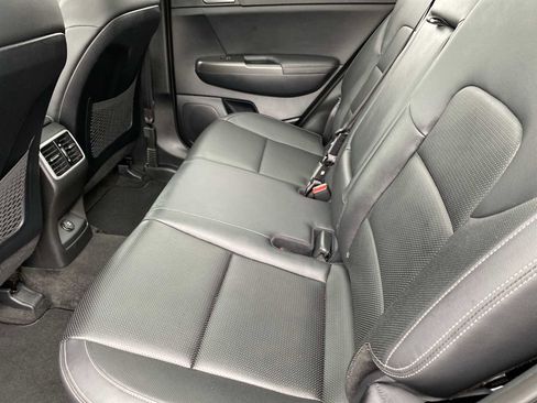 Used 2022 Kia Sportage Nightfall Edition image 29