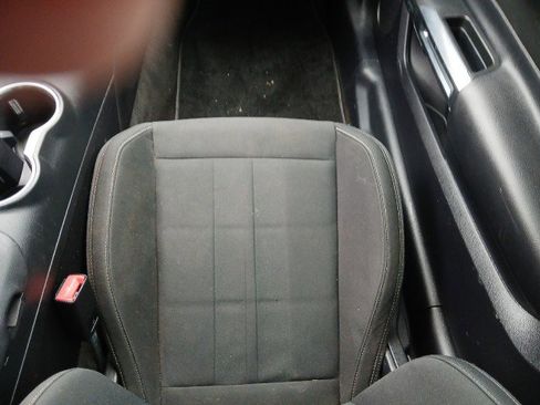 Used 2018 Ford Mustang GT image 11