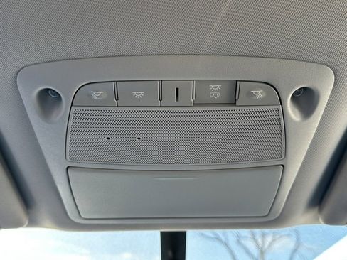 Used 2018 Nissan Murano S image 35