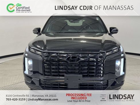 Used 2025 Hyundai Palisade Calligraphy AWD/4WD image 3