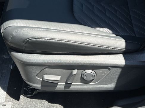 New 2026 Kia Sportage X-Line w/ X-Line Premium Package AWD/4WD image 19