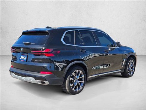 Used 2024 BMW X5 sDrive40i w/ Premium Package image 5