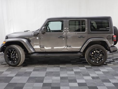 Used 2023 Jeep Wrangler Unlimited Sahara w/ Dual Top Group image 4