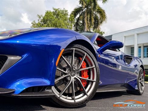 Used 2020 Ferrari 488 Pista Coupe RWD image 13