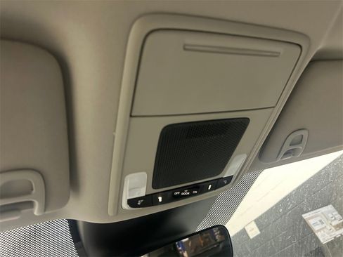 New 2025 Honda Pilot EX-L image 26