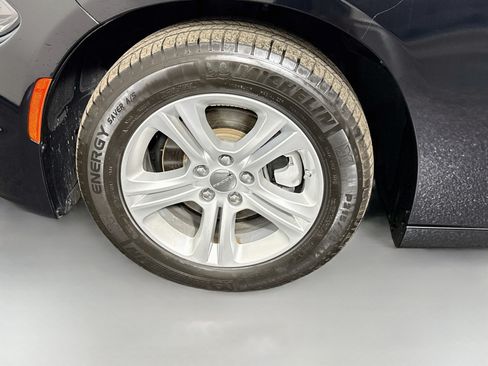 Used 2023 Dodge Charger SXT RWD image 38