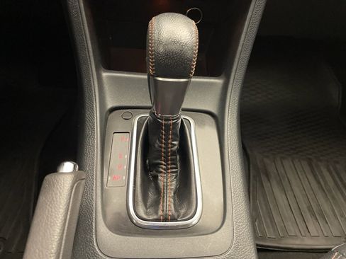 Used 2017 Subaru Crosstrek 2.0i Limited image 20