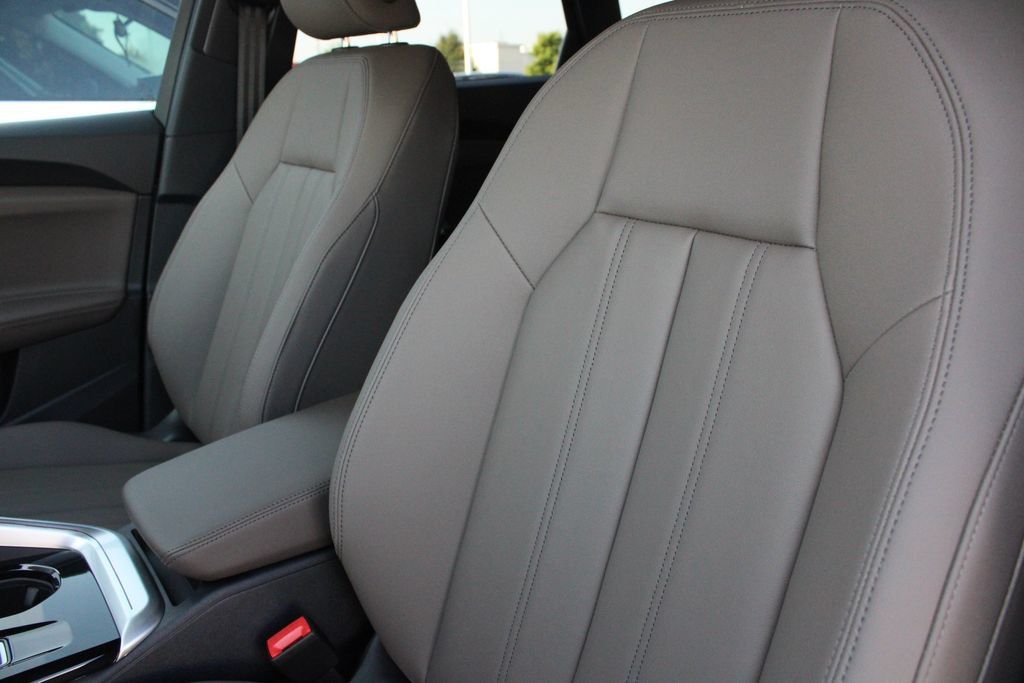 New 2026 Audi Q5 Premium AWD/4WD image 6