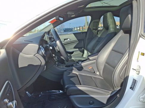 Used 2019 Mercedes-Benz CLA 250 4MATIC image 13