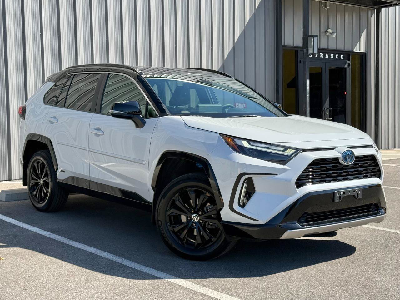 Used 2024 Toyota RAV4 XSE w/ Weather Package AWD/4WD image 3