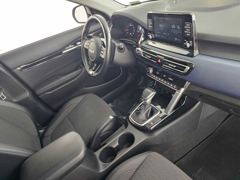 Used 2023 Kia Seltos S FWD image 11
