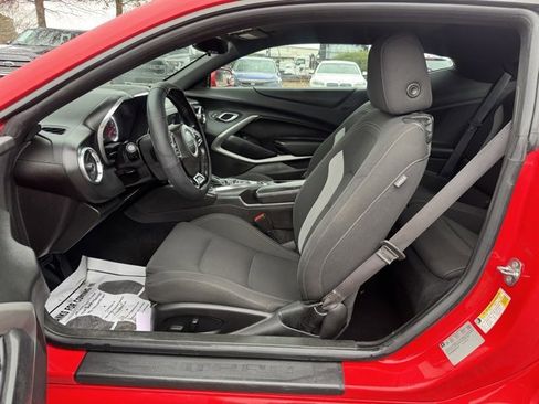 Used 2017 Chevrolet Camaro LT image 12