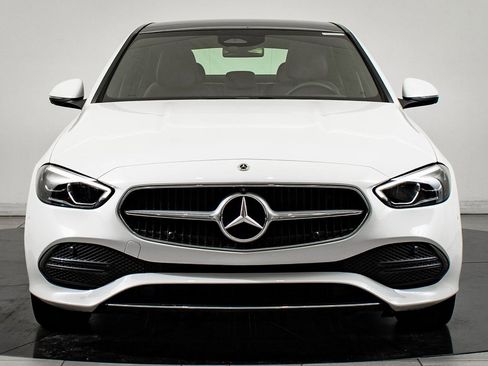 Used 2022 Mercedes-Benz C 300 4MATIC Sedan image 2