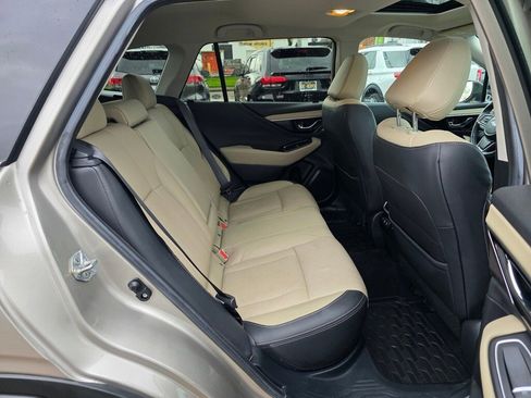 Used 2020 Subaru Outback Limited image 23