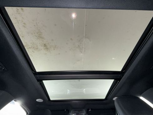 Used 2022 Ford F150 Raptor w/ Raptor 37 Performance Package AWD/4WD image 24