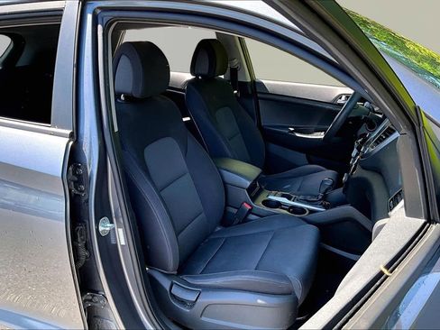 Used 2018 Hyundai Tucson SE image 22