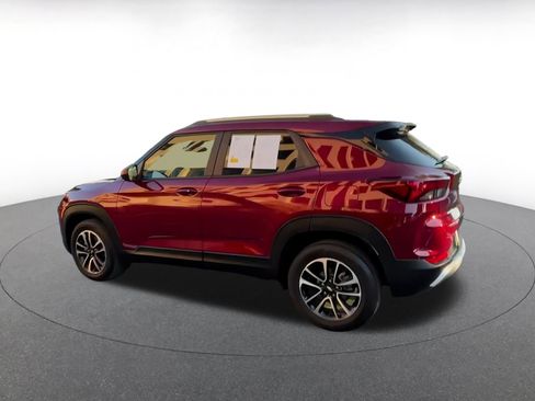 Used 2025 Chevrolet TrailBlazer LT image 10