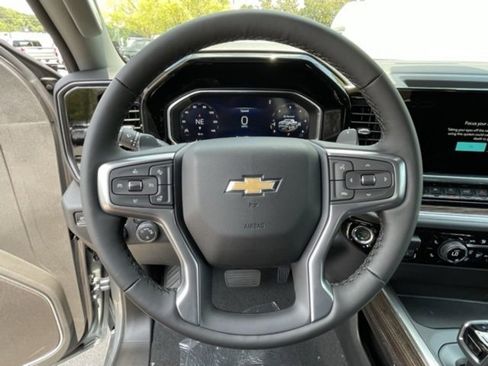 New 2026 Chevrolet Silverado 1500 LT image 17