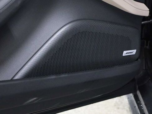 Used 2026 Porsche Panamera RWD image 17