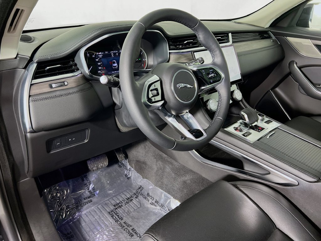 Used 2023 Jaguar F-PACE S AWD/4WD image 9