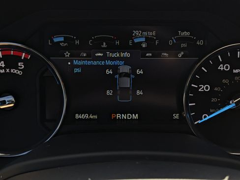 Certified 2022 Ford F350 Platinum AWD/4WD image 16