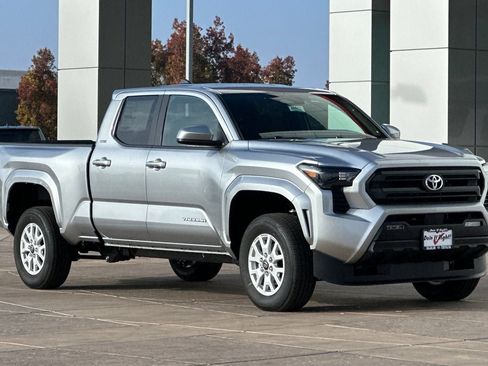 New 2026 Toyota Tacoma SR5 image 2