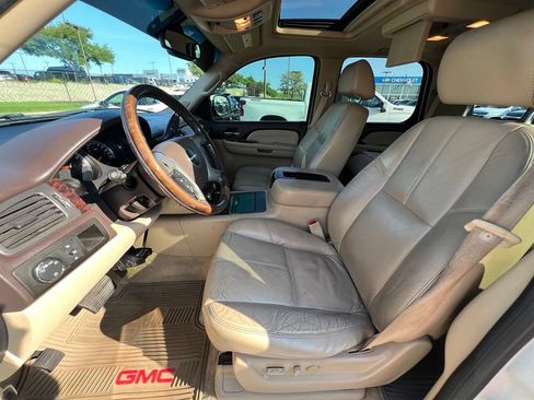 Used 2008 GMC Yukon Denali AWD/4WD image 18