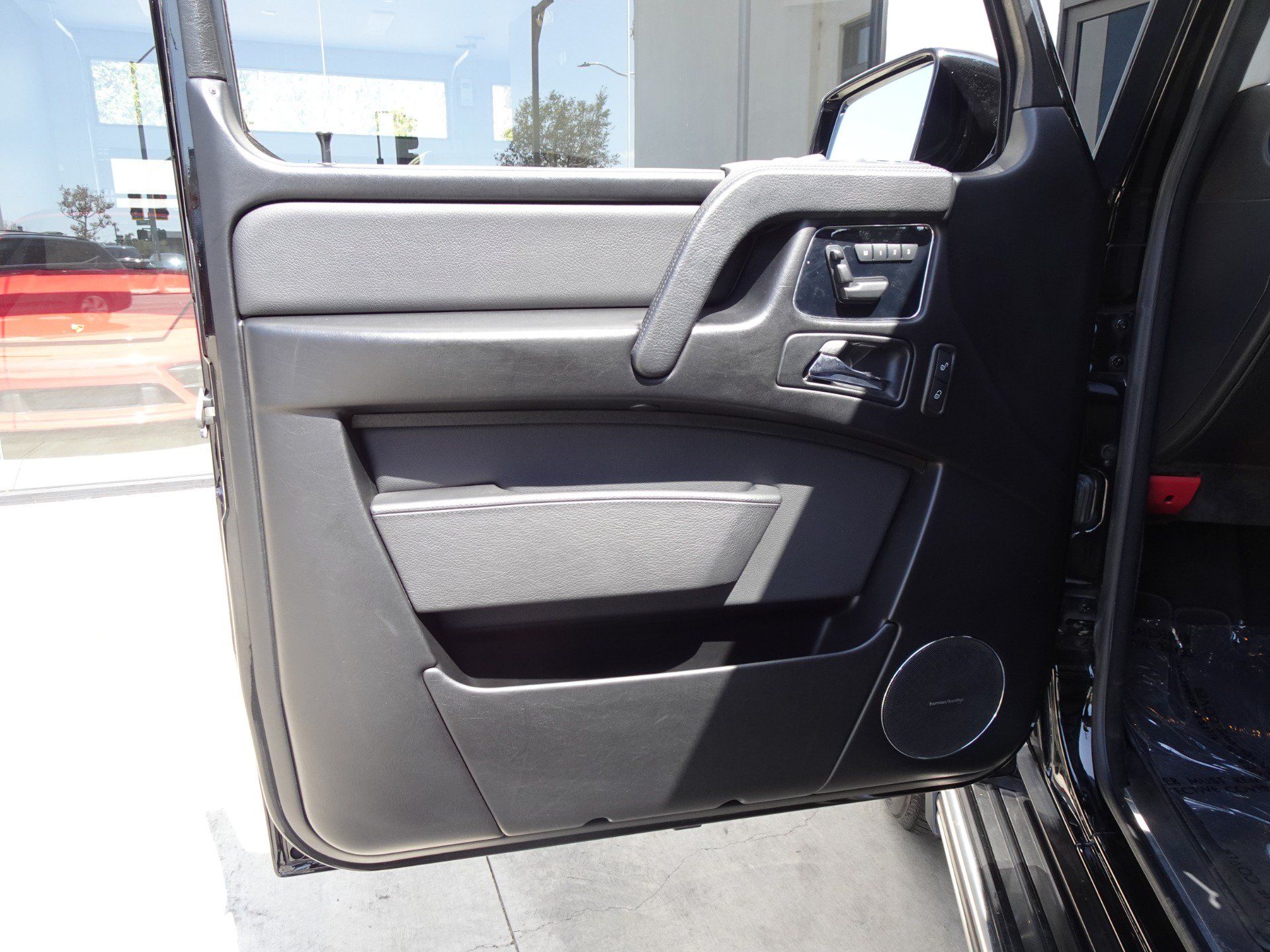 Used 2017 Mercedes-Benz G 550 image 12