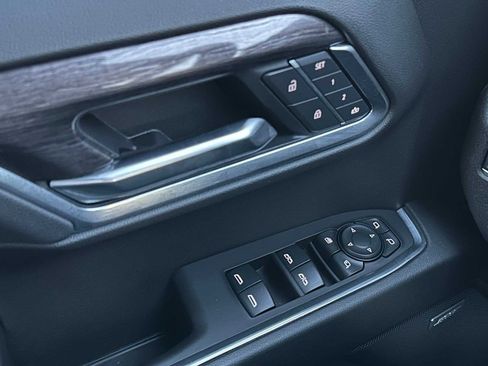 Used 2025 Chevrolet Silverado 1500 LTZ w/ LTZ Premium Package image 34