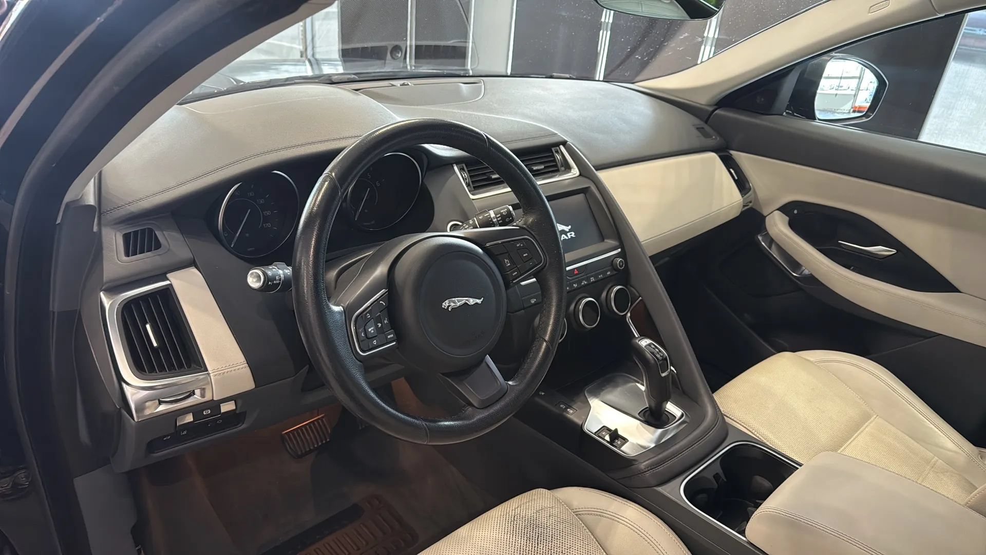 Used 2020 Jaguar E-PACE AWD/4WD image 16