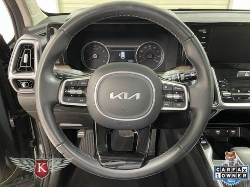 Used 2023 Kia Sorento S w/ Panoramic Sunroof Package AWD/4WD image 15
