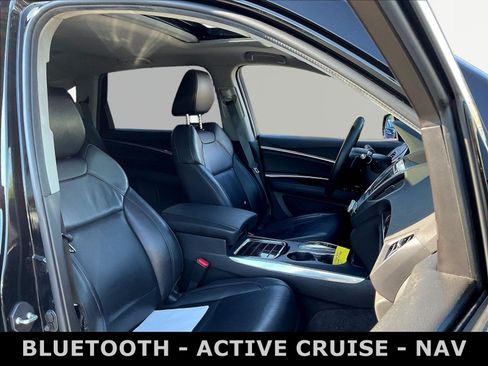 Used 2016 Acura MDX w/ Technology Package AWD/4WD image 30