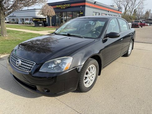 Used 2005 Nissan Altima 2.5 S image 1