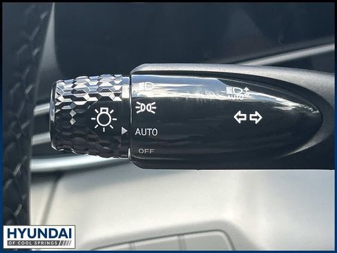 New 2026 Hyundai Elantra Limited FWD image 33