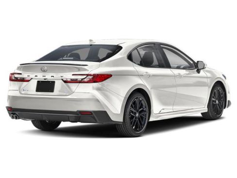 Used 2025 Toyota Camry SE FWD image 2