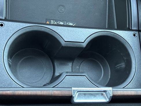 Used 2024 GMC Yukon Denali Ultimate image 50